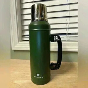 Unisex Hydraflow Capsule 40 Oz Green/silver Mug Cup Camping Winter Thermus
